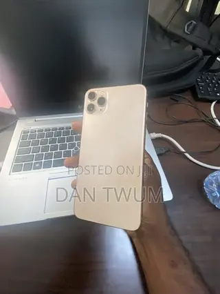 Apple iPhone 11 Pro Max 64 GB Gold