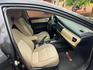 Toyota Corolla 2016 Black