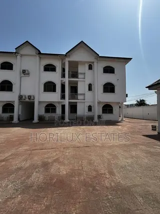 3bdrm Apartment in East Legon Not Far for rent