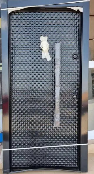 Heavy Duty Defender 03