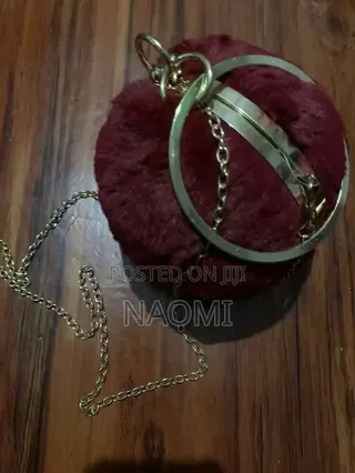 Bangle Clutch Bag (Fur)