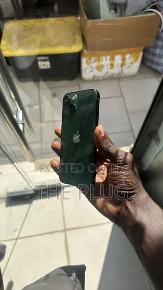 Apple iPhone 13 128 GB Green