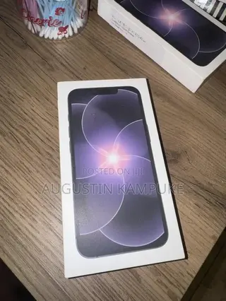 New Apple iPhone 17e 256 GB Black
