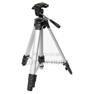 5feet Highly Adjustable Aluminum Tripod With Phone Holder