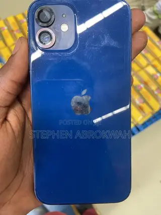 Apple iPhone 12 64 GB Red