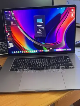 Laptop Apple MacBook Pro 2019 32GB Intel Core i9 SSD 512GB