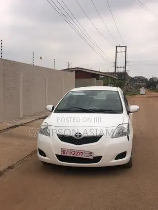 Toyota Belta 2011 White