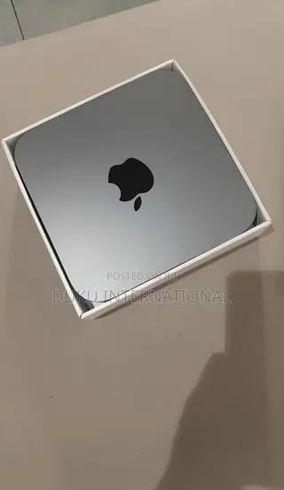 Desktop Computer Apple Mac Mini 64GB Intel Core i7 SSD 1T