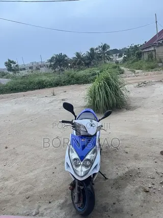 Kymco 2014 White
