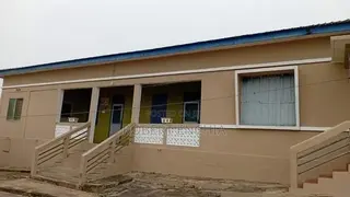 4bdrm House in Property Links, Akuapim North for sale