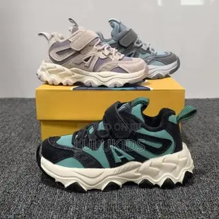 Kids Shoes/Sneakers