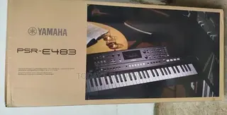 Yamaha 483 With Keyboard Bag