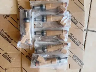 Toyota Matrix 2009-13 Fuel Injectors 4Set. Original
