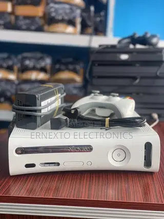 Xbox 360 Set With 15 Games Available in Bulk
