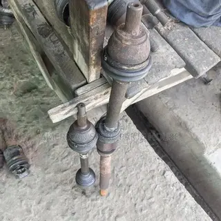 Transit Connect 2010-2013 Shaft Pair