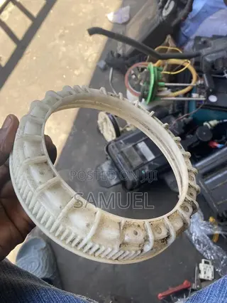 Toyota Vitz Fuel Pump Cover