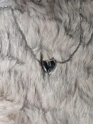 Silver Heart Pendant Necklace
