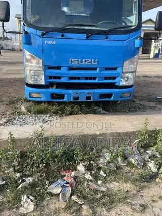 Isuzu Mini Truck Very Neat From Home, in a Good Condition