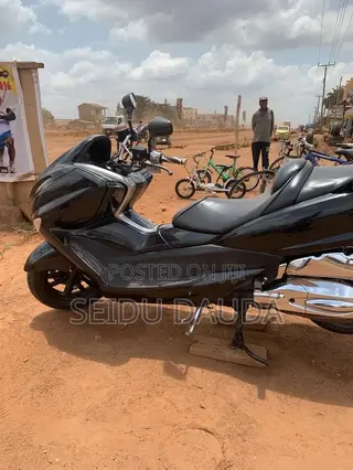 Yamaha Majesty 2021 Black