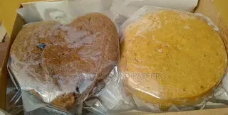 Chocolate and Vanilla Plain Cake