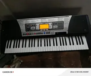 Yamaha PSR E350