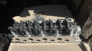 H100 / Hyundai Grace Engine Head