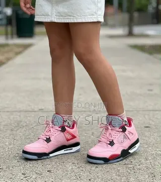 Jordan Retro 4 Pink