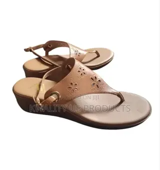 Free Assembly Ladies Wedge Sandal Size 42