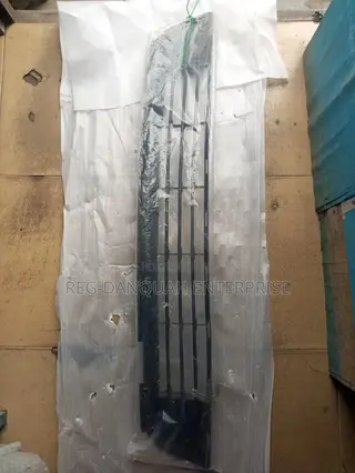 Toyota Corolla 2011-2013 Down Grille