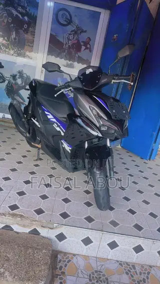 Yamaha Aerox 2026 Black