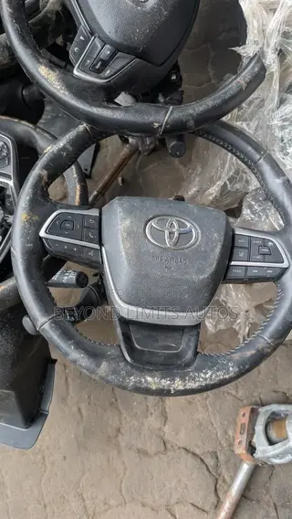 Toyota Highlander 2020,2021,2022,2023 Steering Wheel With Airbag