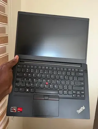 Laptop Lenovo ThinkPad E14 Gen 2 16GB AMD Ryzen SSD 512GB