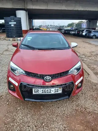 Toyota Corolla 2015 Red