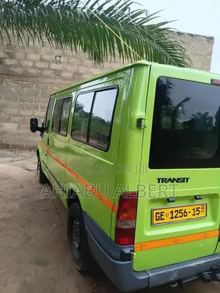 Ford Transit 2005 Green