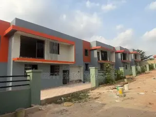 4bdrm House in Sokoban, Kumasi Metropolitan for sale