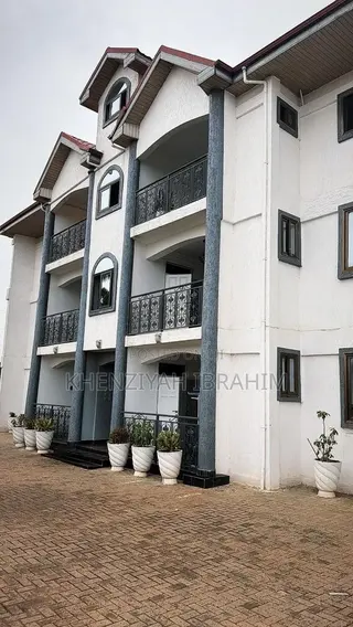 2bdrm Apartment in Adringanor, East Legon for rent