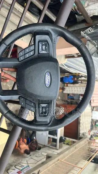 2015,2016,2017,2018,2019,2020 Ford F-150 Steering Wheel.