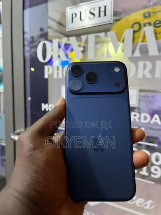 Apple iPhone 17 Pro Max 256 GB Blue