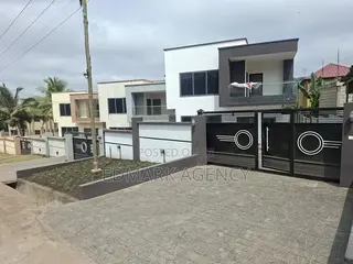 4bdrm House in Kwabenya A Line for sale