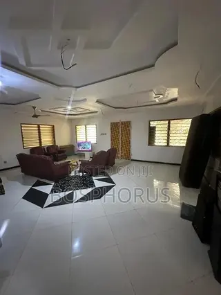 15bdrm House in Kwashiman, A-Lang for sale