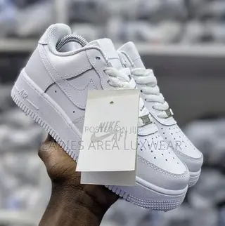 Nike Airforce 1 -All White (Original)