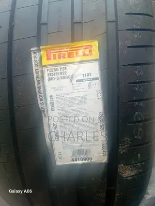 325/35r22 Pirelli Tyre