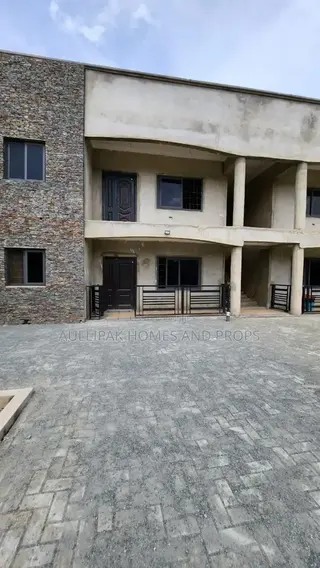 2bdrm Apartment in Ashaley Botwe for rent