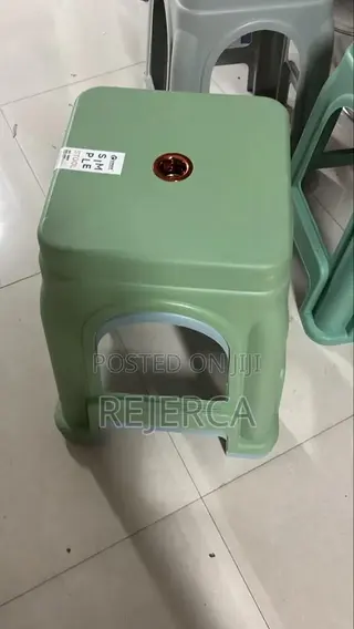 Affordable Plastic Table