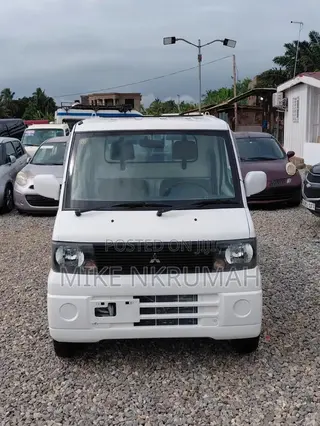 Mitsubishi Minicab Truck 2008 White