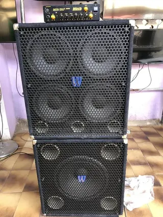 Mark Bass (Head) Warwick Speakers(Tail)