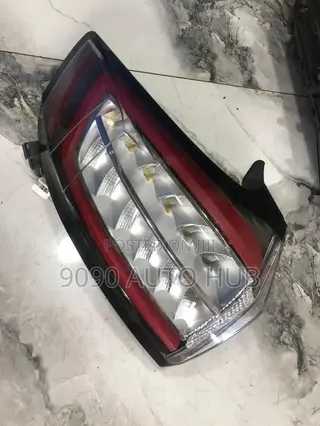 Ford Edge 2015, 2016, 2017, 2018 Left Taillight – OEM | Foreign Used