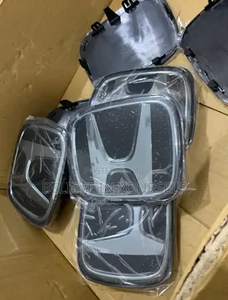 Honda CRV 2023 2024 2025 Crown or Emblem
