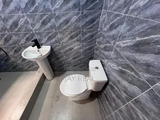 3bdrm Apartment in Jay Real Estate., Opeikuma for rent