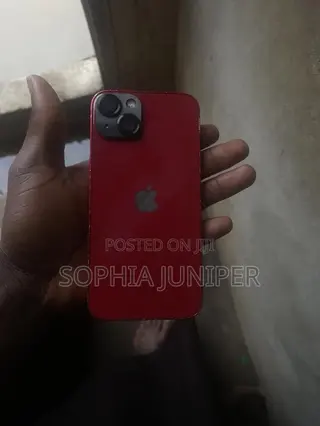 Apple iPhone 13 128 GB Red